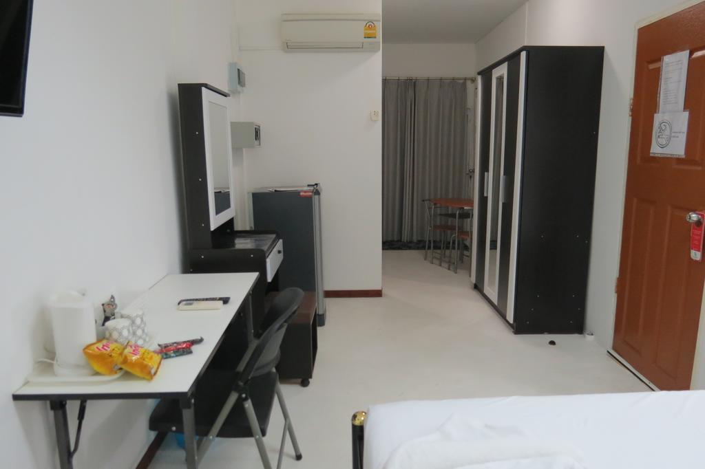 Pizza Italy Restaurant And Guesthouse Pattaya Eksteriør bilde