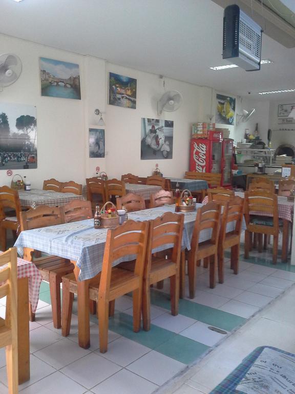 Pizza Italy Restaurant And Guesthouse Pattaya Eksteriør bilde